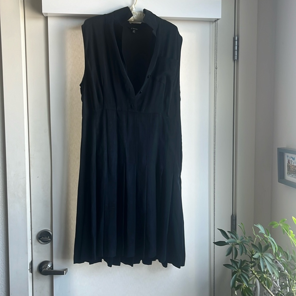 J. Peterman Dress (Navy)